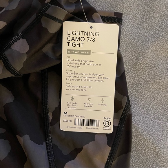 Athleta lightning camo black 7/8 tight leggings medium - Picture 4 of 9